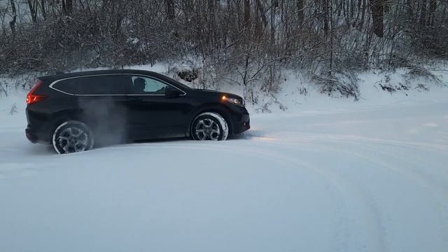 CR V in snow смотреть онлайн