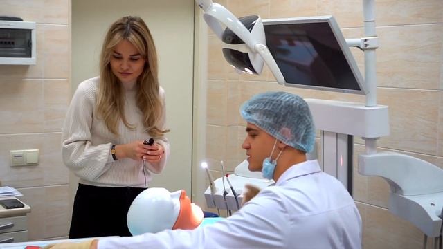 ПОЧЕМУ СТОИТ СТАТЬ СТОМАТОЛОГОМ? JOB DISCRIPTION ПЕРВЫЙ ВЫПУСК смотреть онлайн