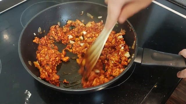 Рецепт классической пиццы "по домашнему" смотреть онлайн