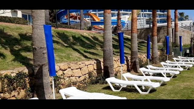 Land of Paradise Beach Hotel Обзор пляжа и территории отеля смотреть онлайн