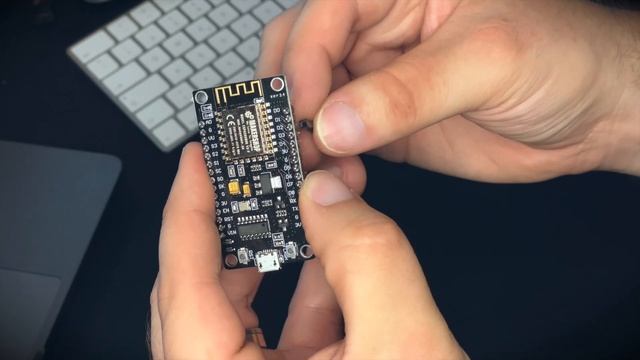 ESP8266-HTTP-Webserver for DHT22 Temperature sensor connected to Homekit/Homebridge смотреть онлайн