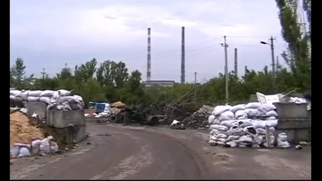 г Николаевка Донецкая обл Блокпост и дачные домики 07 07 2014г смотреть онлайн