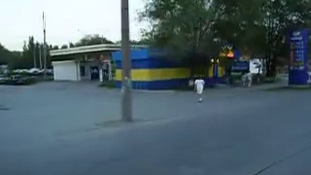 На трамвае мимо парка Победы Самара.MOV смотреть онлайн