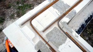 Серия 2 / Как армировать первый ряд газобетона / Капитальный дом для своей семьи.avi