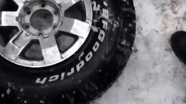 Hummer H3 замена датчика давления на вентиль 4x4 off-road ч.1 смотреть онлайн