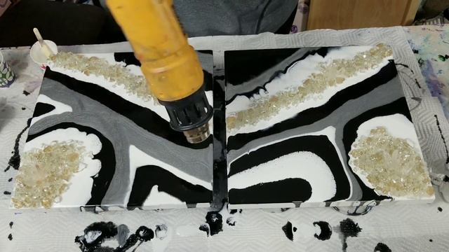 Geode Resin Art with Natural Clear Quartz Crystals and mirrored glass. #211 смотреть онлайн