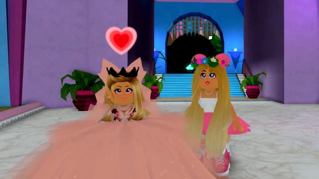 The Spoiled Princess Tried To Steal Her Halo... Royale High Roblox Roleplay смотреть онлайн