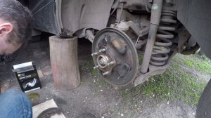Замена колодок в барабанах Suzuki Grand Vitara