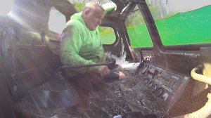 Этот карьер забирает нашу технику