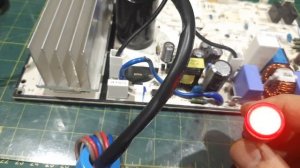 Ремонт наружной платы инверторного кондиционера  LG P09EP1