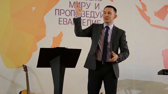 Проповедь: "Течение, в котором есть жизнь". Пастор Константин Цветков (18.04.2021) смотреть онлайн