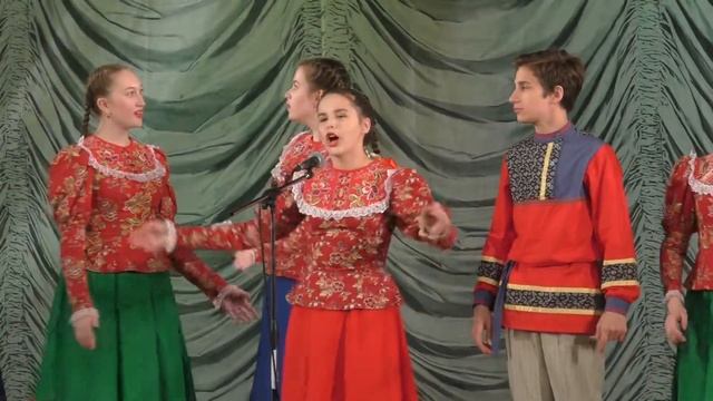 Казачья плясовая песня: Пошли девки в лес гулять Жука черныва искать смотреть онлайн