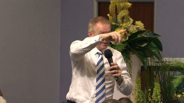 Weak Christianity | Pastor Paul Naughton смотреть онлайн