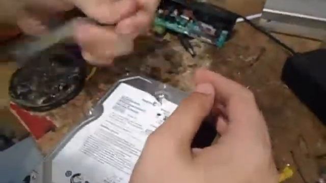 Уранили жесткий диск Seagate 1,5 ТБ - Пищит и не определяется смотреть онлайн