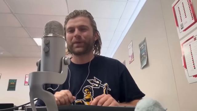 asmr - Mr. Dickerson’s pure whispering looped for 20 minutes смотреть онлайн