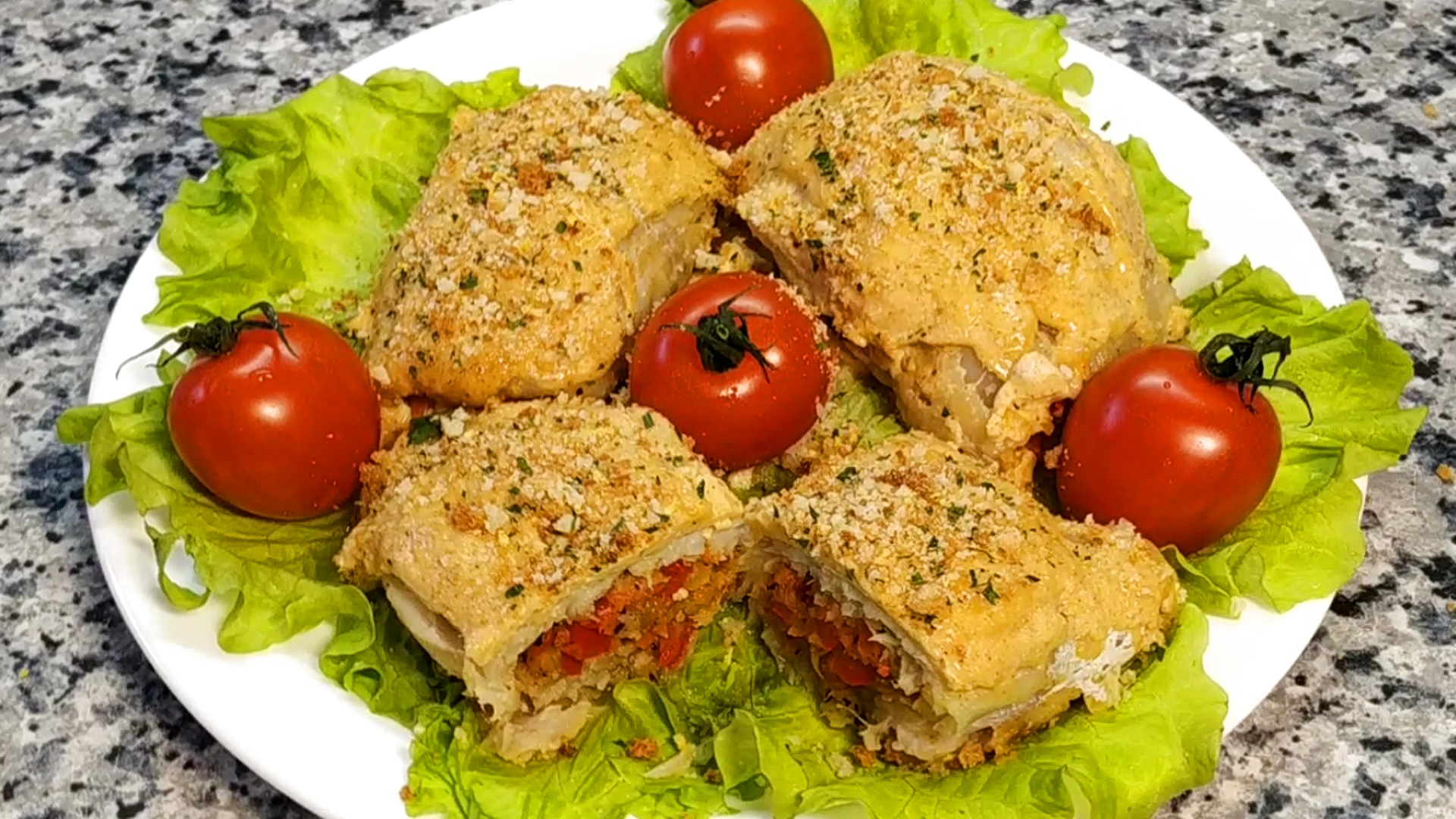 Рулетики из филе минтая с начинкой. Как вкусно приготовить рулетики из рыбы.