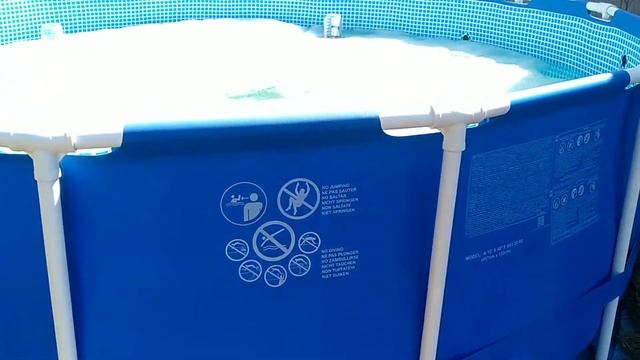 Бассейн Intex каркасный перезимовал на улице. смотреть онлайн