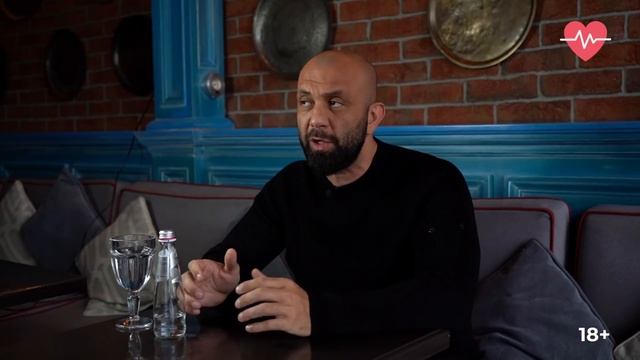 НУЖНО ЛИ ПРОХОДИТЬ 10 ТЫСЯЧ ШАГОВ В ДЕНЬ? смотреть онлайн