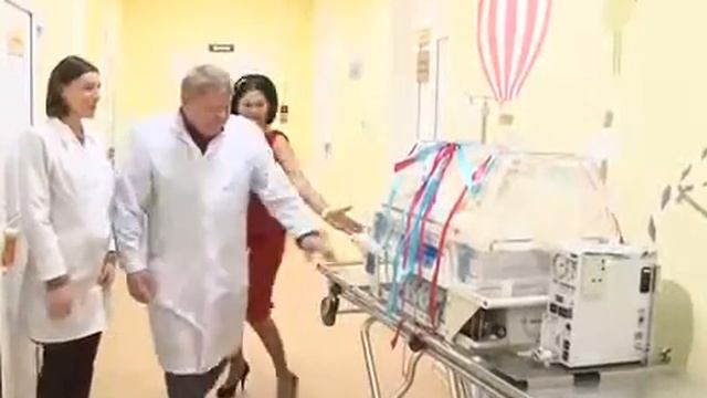 День белых лепестков в Великом Новгороде смотреть онлайн