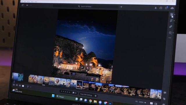 Огляд Asus Zenbook 14 OLED смотреть онлайн