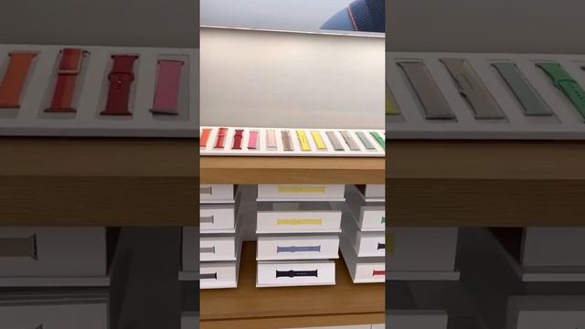 Сколько стоить айфон в Америке-Цены на iPhone в Нью-Йорке. How much is iPhone 13 #iphone #applestor смотреть онлайн