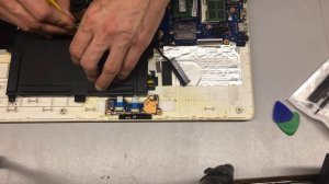 Замена аккумулятора на ноутбуке Samsung 370R