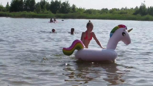 VLOG: ЛЕТНИЙ ДЕНЬ/ ЕДУ КУПАТЬСЯ?!?/ ТРЕНИРОВКА ПО ХУДОЖЕСТВЕННОЙ ГИМНАСТИКЕ смотреть онлайн