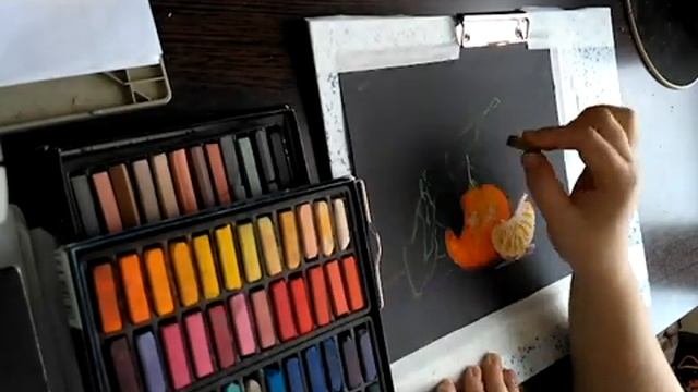 Как нарисовать Мандарин "пастелью" на наждачной бумаге - Tangerine Speed Art смотреть онлайн