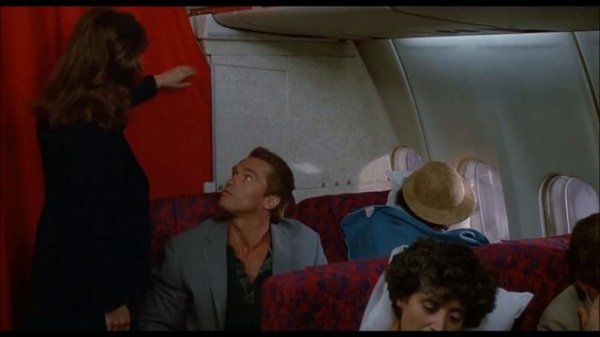 Commando 1985 Air plane Scene HD