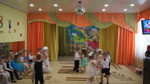 2 мл гр "Танец парный" (мы еще учимся выступать!) смотреть онлайн