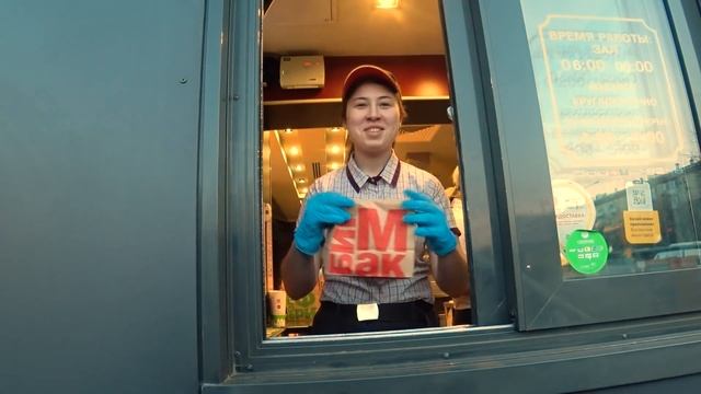 24 часа ПОДРЯД Покупаю еду в McDonald's МакАвто смотреть онлайн
