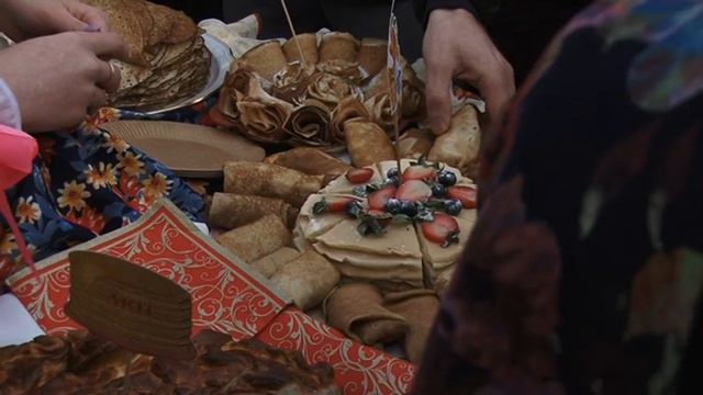 В Армавире гастрономический фестиваль «БлинОк» собрал более 2 тысяч зрителе смотреть онлайн