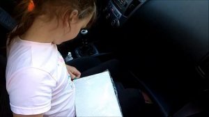 Меняем воздушный фильтр салона.  Киа Сид 2009