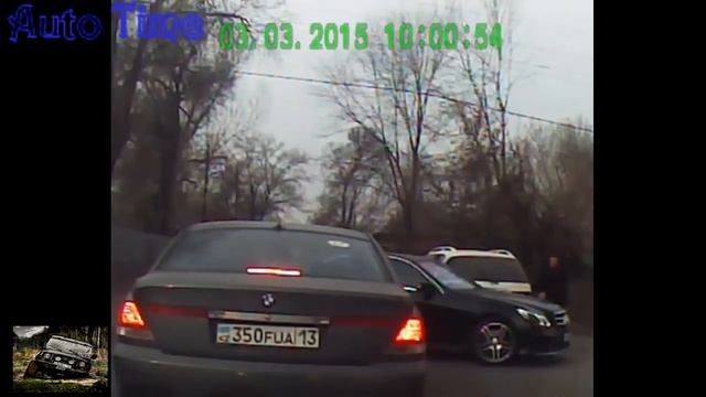 Забыл поставить на ручник - Подборка ДТП смотреть онлайн