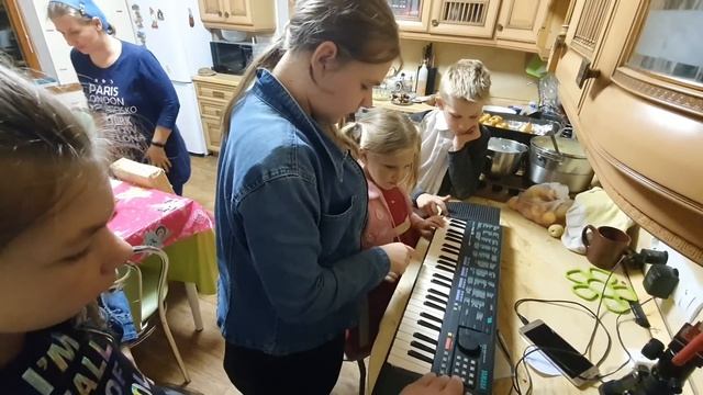 Шикарный подарок для именинницы и не только... смотреть онлайн