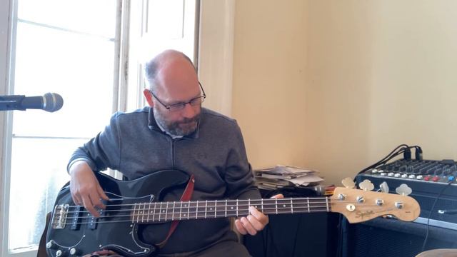 Solitary Man bass cover смотреть онлайн