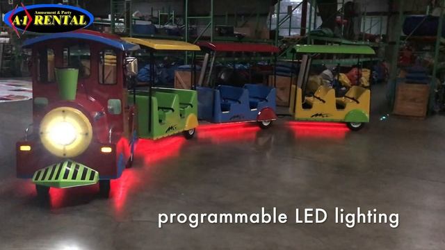 Trackless Train with Engineer смотреть онлайн