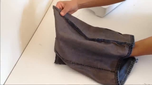 DIY BAG//coudre un sac//bolsa diy//bolsa de bricolaje/DIYバッグ// REUSE OLD JEANS//เย็บกระเป๋าผ้า смотреть онлайн