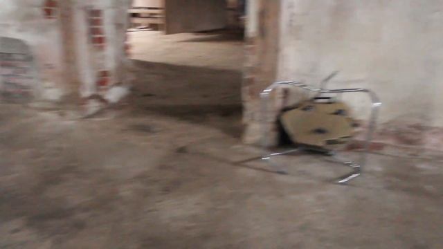 Прогулка по интересным местам Литвы. Большая коллекция разных мотоциклов. смотреть онлайн