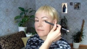 Возрастной макияж глаз