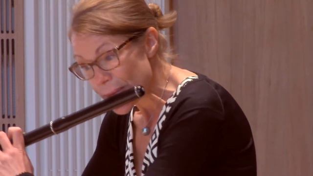 Flute Sonata in E major, BWV 1035 - J.S. Bach смотреть онлайн