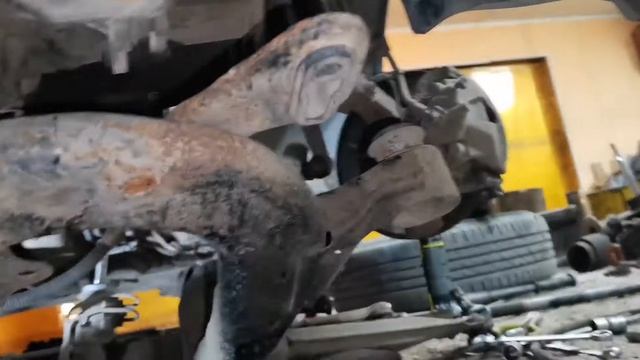 Opel Astra замена двухмассового маховика смотреть онлайн