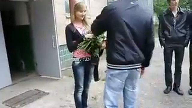 как же он сильно её любит смотреть онлайн
