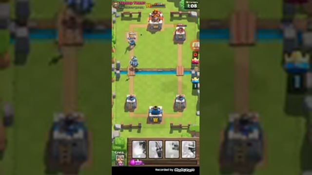 Новая арена 1раз играё в клэш рояли смотреть онлайн