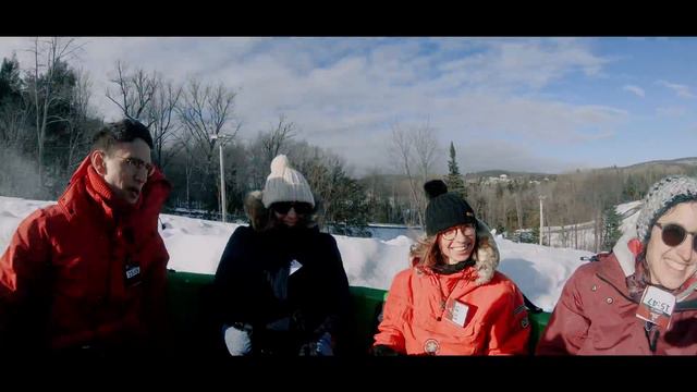 GLISSADE SUR TUBE | SNOW TUBING | #QUÉBEC смотреть онлайн