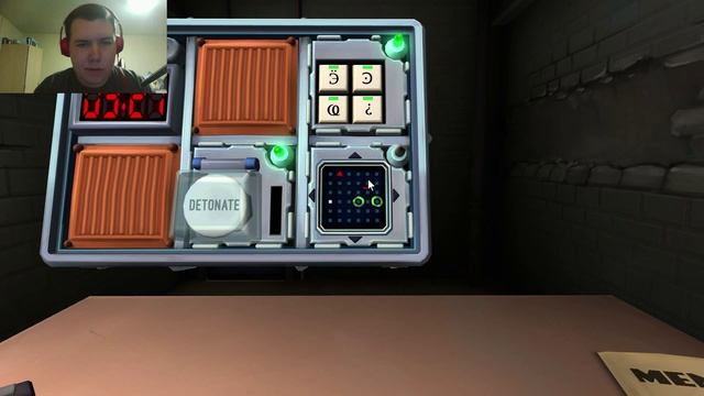 Keep Talking and Nobody Explodes - E01 "Team Enchanted Bomb Squad!" смотреть онлайн