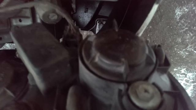 Замена лампы ближнего света фар Chevrolet Lacetti смотреть онлайн