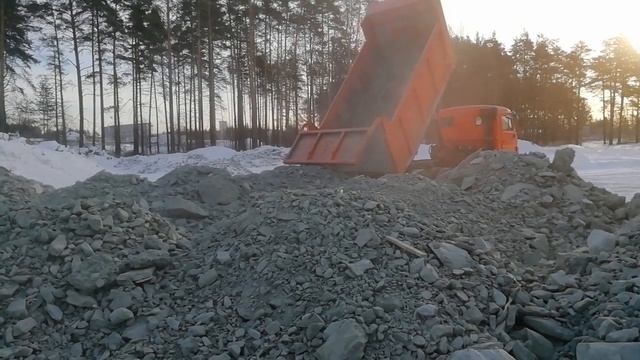 УралАвтоСтрой. Доставка скалы смотреть онлайн