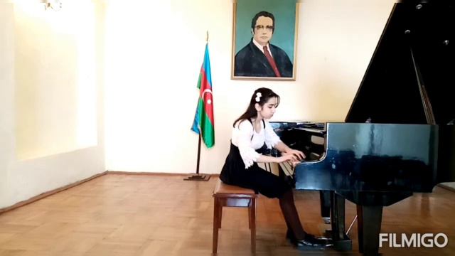 Т. Кулиев "У озера" Л. Бетховен " Два Менуэта" 1 Гурбанлы Мадина смотреть онлайн