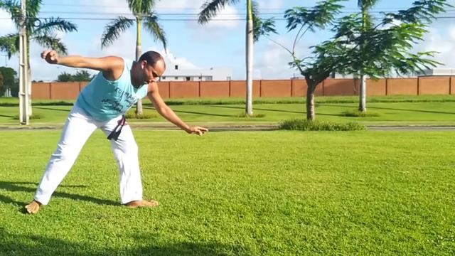 Capoeira Tutorial#10 (Aú helicóptero / Helicopter / Helice /cata-vento) 8 Easy Steps смотреть онлайн